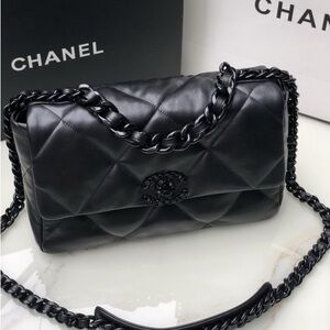 Chanel Black Quilted Shoulder Bag